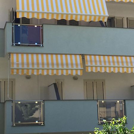 Le Zagare Aparthotel SantʼAlessio Siculo Exteriör bild