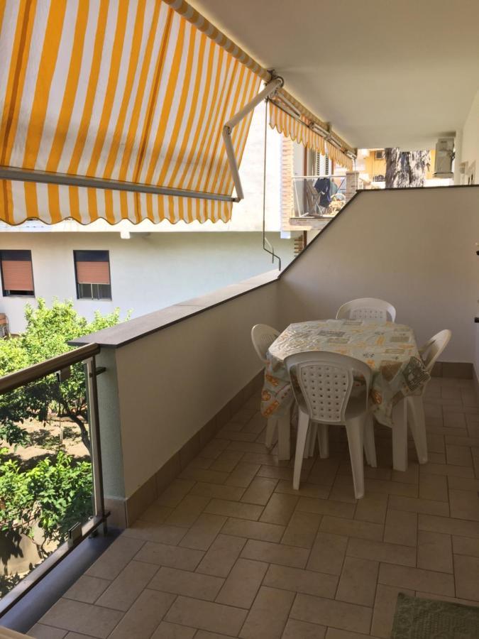 Le Zagare Aparthotel SantʼAlessio Siculo Exteriör bild